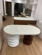 Bàn mặt đá mài, chân bê tông nhẹ