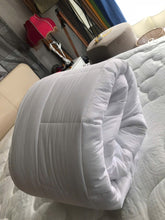 Topper trải giường 1.6x2m dày 7cm màu trắng