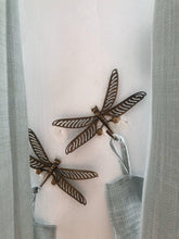 Vén màn Pair of Copper Dragonfly Curtain Holdbacks